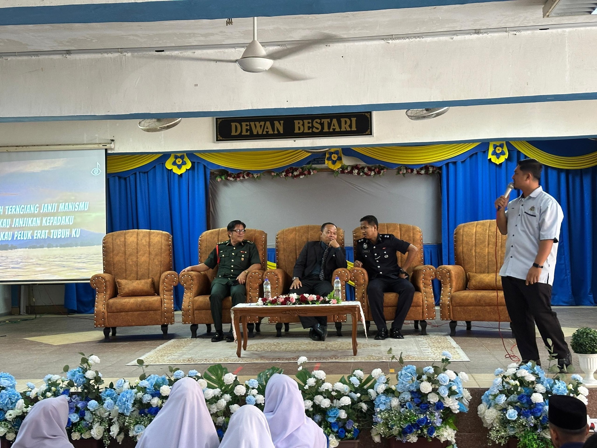 CERAMAH MOTIVASI PELAJARAN PERINGKAT SEKOLAH MENENGAH JAJAHAN PASIR MAS ANJURAN MDPM