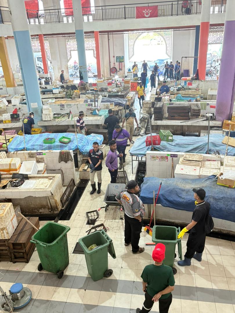 WhatsApp%20Image%202025 12 04%20at%2010.07.12 29f4bfe4