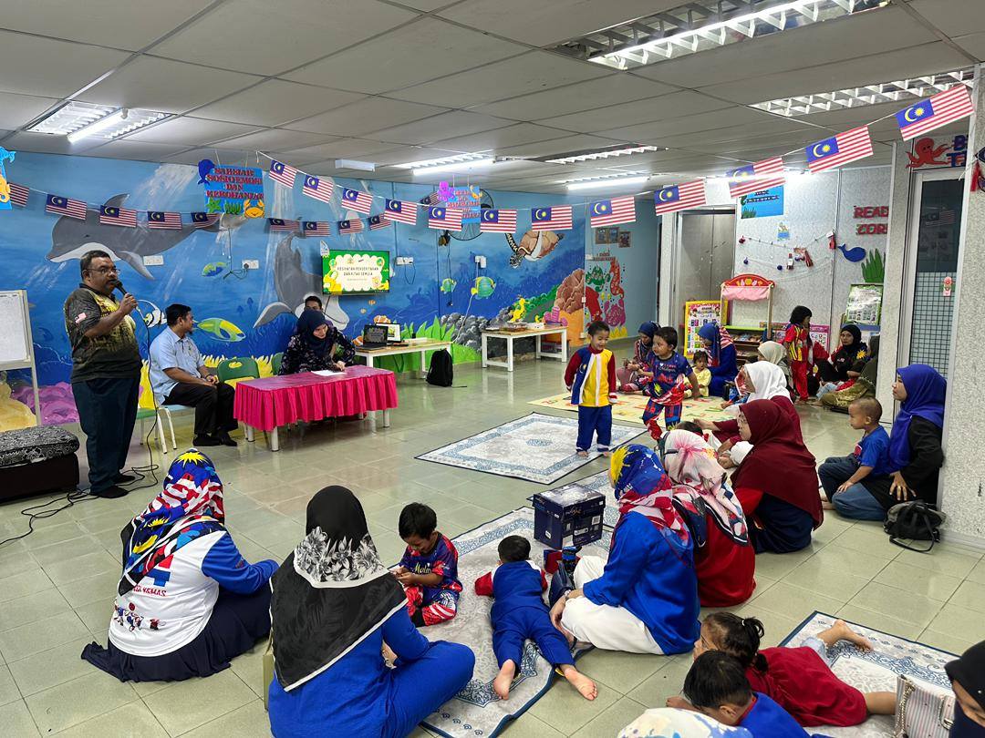 PROGRAM KESIHATAN PERSEKITARAN DAN KITAR SEMULA YANG DIANJURKAN OLEH MDPM