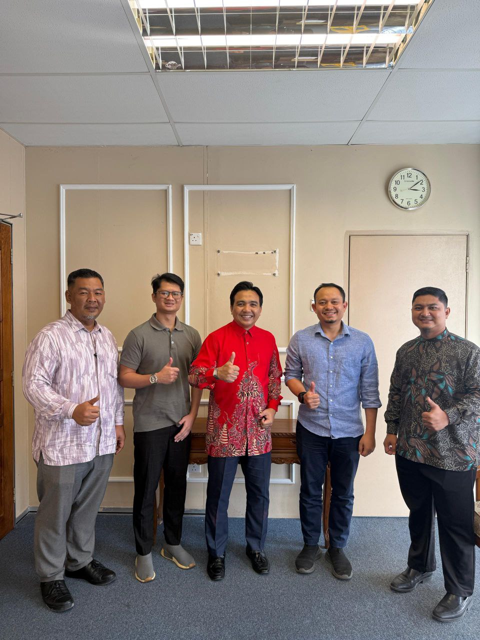 KUNJUNGAN HORMAT DARIPADA PIHAK MAYC PASIR MAS