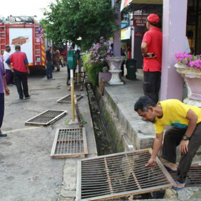 3 Sept 2015 Gotong-Royong Plaza Serakai Mas